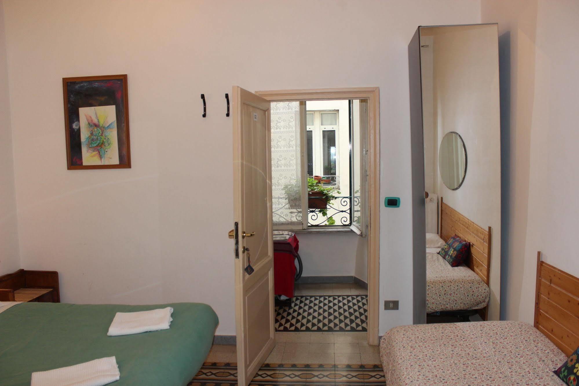روما Galilei Guest House المظهر الخارجي الصورة